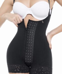 Alternative view of Combinaison courte Celine